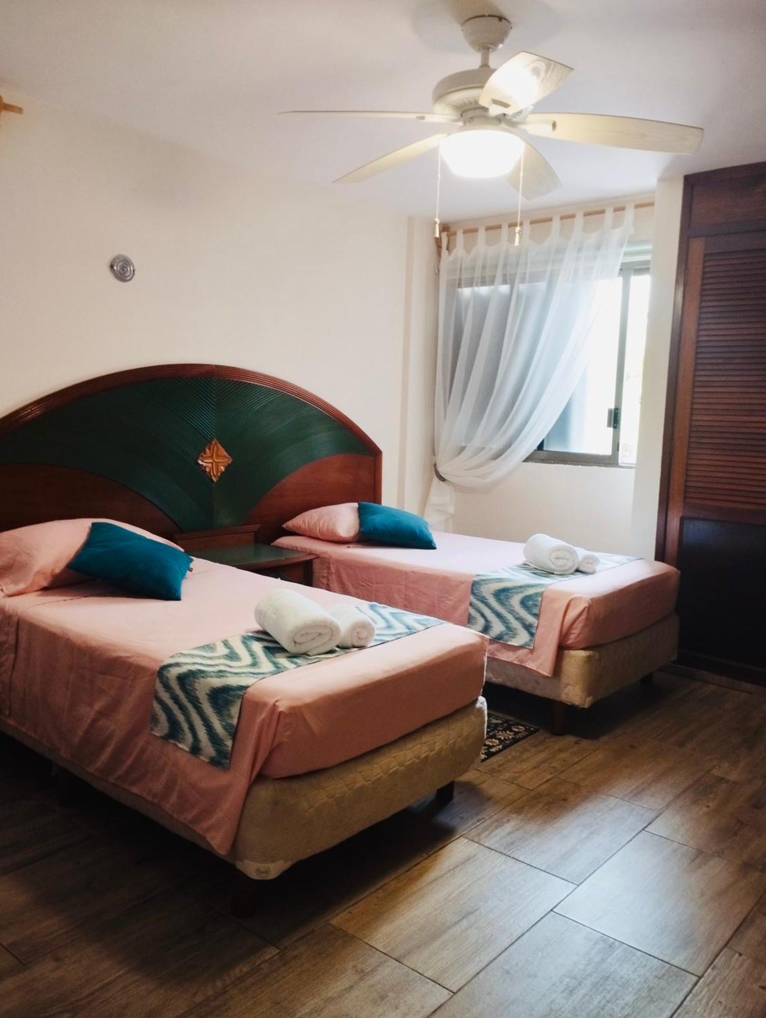 Cancun Ocean View Flamingo Plus Экстерьер фото